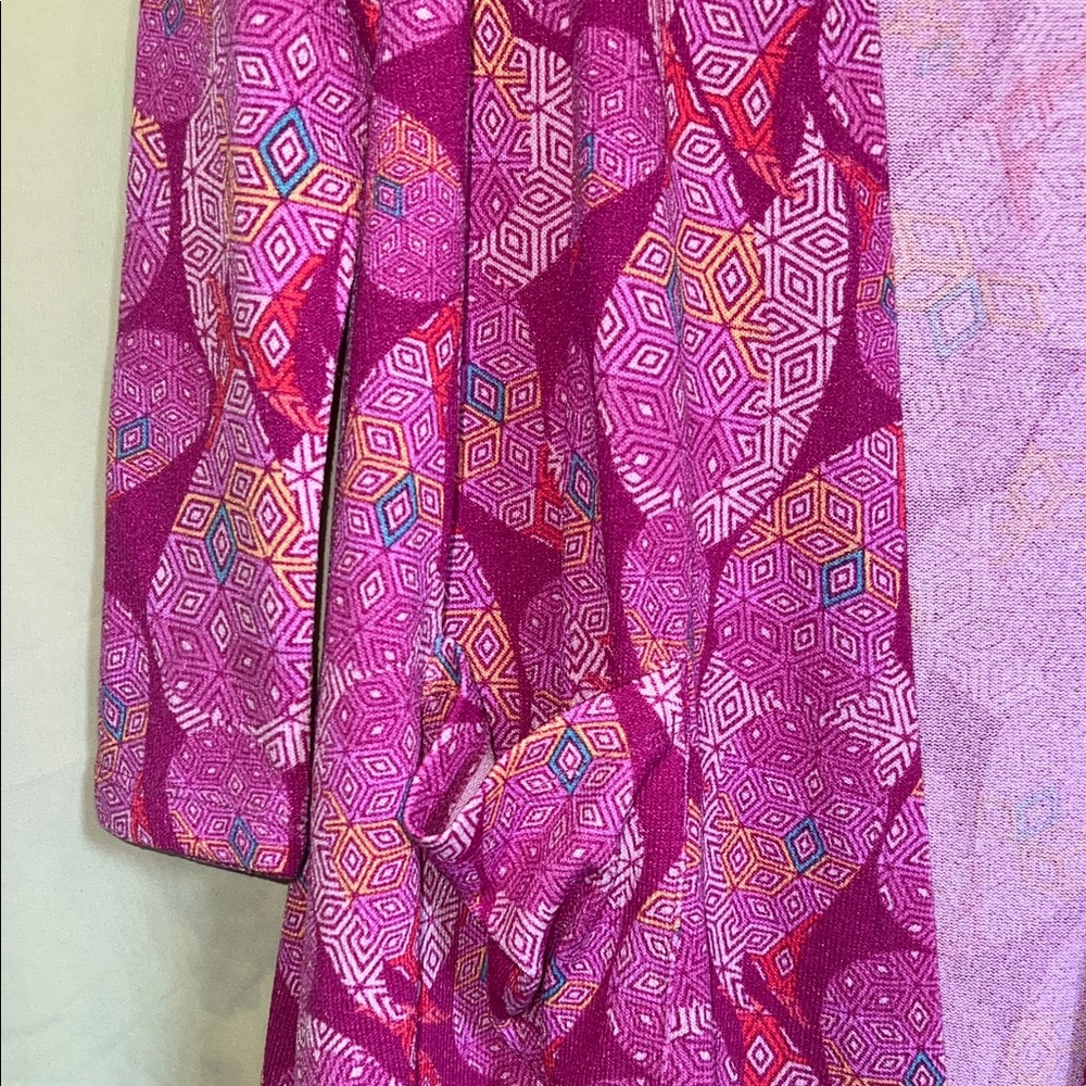 NWT LuluRoe Pink geometric Sarah Women's duster jacket - Picture 4 of 10